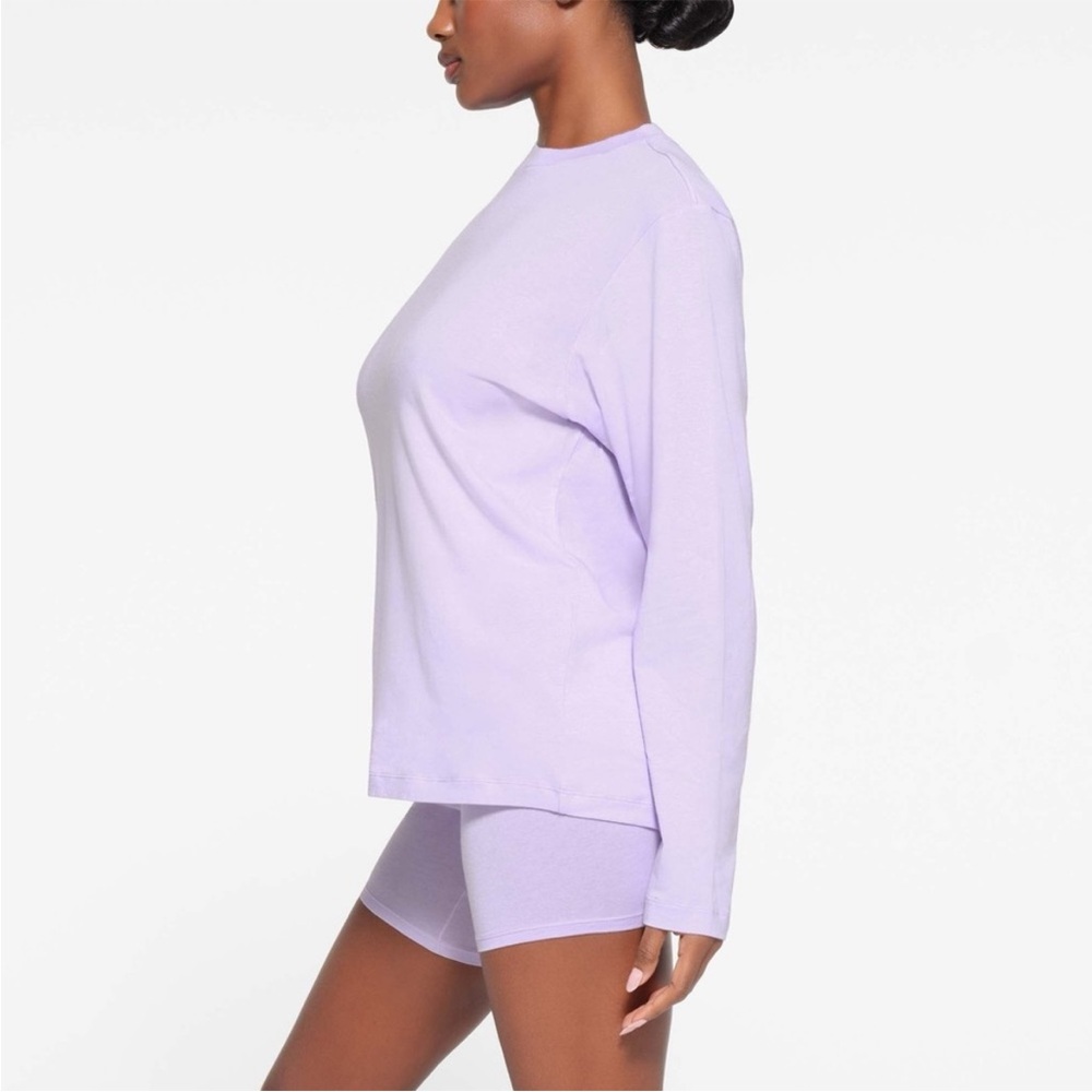 SKIMS NWT Long Sleeved Boyfriend Long Sleeve- Lily - Picture 3 of 6